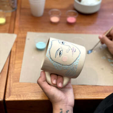 Clases y talleres de cerámica en nuestro estudio.